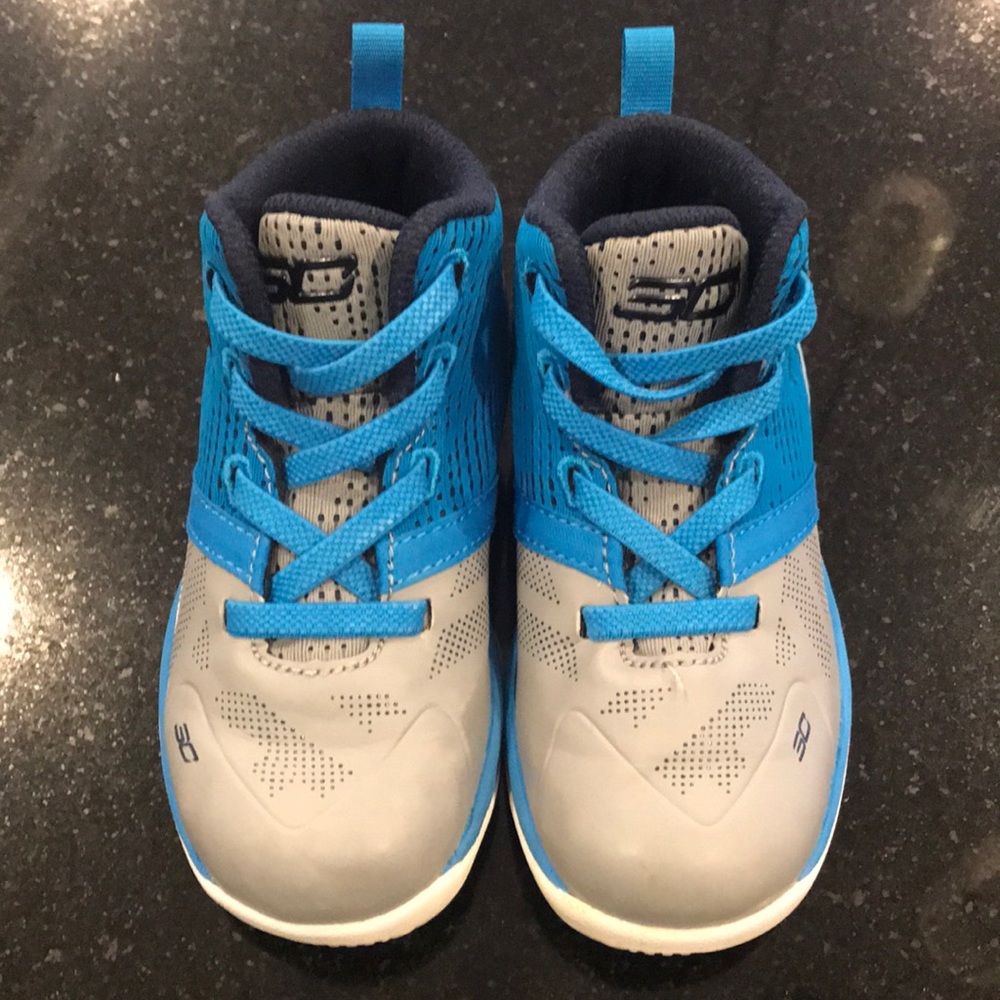 Under Armor Steff Curry Toddler shoes size 8